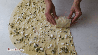 Soğanlı Peynirli Çörek Tarifi