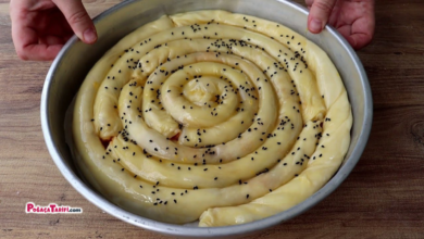 Soğanlı Katmer Börek Tarifi