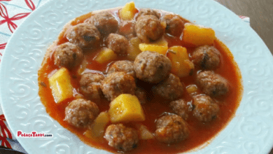 DAĞILMAYAN YUMURTASIZ SULU KÖFTE
