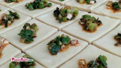 Az Malzeme Enfes Lezzet 2 Pırasadan Milföy Tadında 2 Tepsi Börek