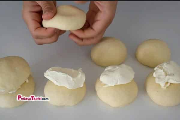 Börekçilerin Sırrı Ortaya Çıktı 100 Yıldan Daha Eski Çıtır Çıtır Kat Kat Mayasız Peynirli Börek