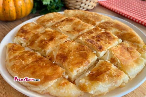 Hamurla Uğraşma Derdi Yok Sadece 2 Yufkayla 5 Dakikada Hazırlayın Tavada Kolay Börek Tarifi