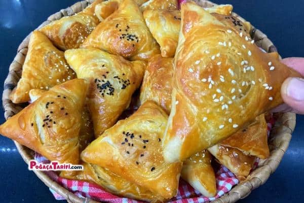 Milföy Hamurundan Daha Çıtır Kat Kat El Açması Börek Buzluk İçin Hazırlanacak En İyi Börek Tarifi