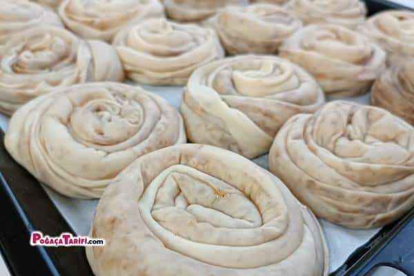 Çayı Koyun Bu Poğaça Kapış Kapış Gidiyor Yumuşacık Poğaça Tarifi