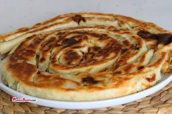 Kuru Yufkadan Kol Böreği Mi Olur Deme Dene O Kadar Lezzetli Ki Anlatamam Şipşak Tarif