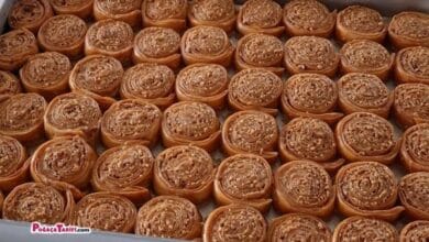 Oklavasız Sadece 2 Bezeyle Bir Tepsi Kat Kat Çıtır Baklava Kolay Baklava Tarifi