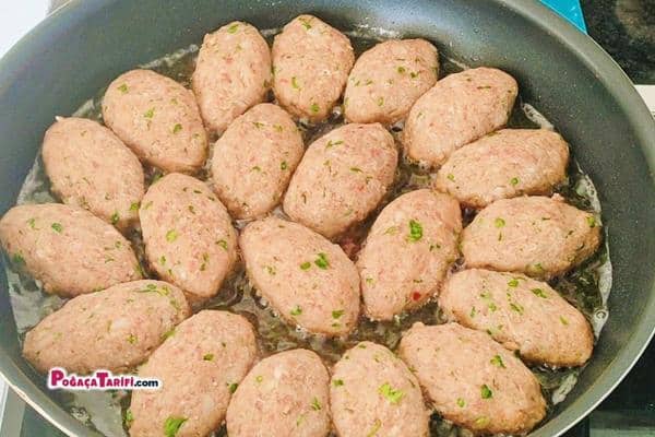 Sadece 200 Gr Kıyma İle 1 kg Köfte Nasıl Yapılır Ekonomik Köfte Tarifi