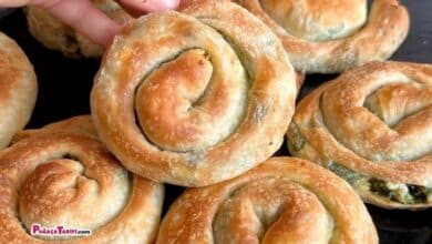 El Açması Börek Yapmak Hiç Bu Kadar Kolay Olmamıştı Mutlaka Deneyin Ispanaklı Börek Tarifi