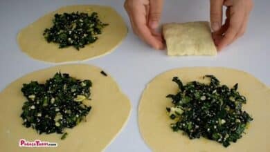 Öyle Lezzetli Ki 1 Tepsi Börek Anında Bitti Artık Evimizin Vazgeçilmezi Oldu Ispanaklı Börek
