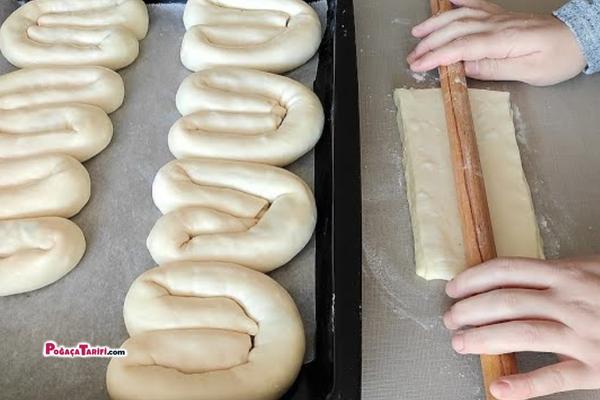 Bildiğiniz Bütün Puf Böreği Tariflerini Unutun En Kolay En Lezzetli Kat Kat Çıtır Çıtır Börek Tarifi