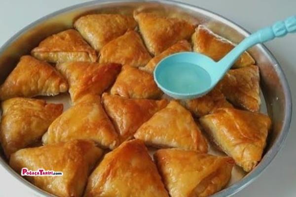 Bir Tepsi Anında Bitti Yiyen Herkes Tadına Hayran Kaldı Kat Kat Çıtır Çıtır Şerbetli Tatlı Tarifi