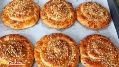Oklava Yok Merdane Yok Katları Tel Tel Ayrılan Tahinli Çörek
