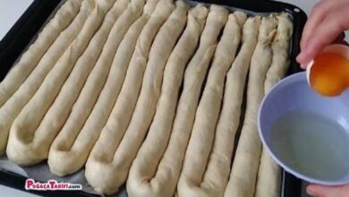 Bu Hafta 4 Kez Yaptım Yine Tadına Doyamadık Pırasa Mevsiminde Hep Yaparım Pırasalı El Açması Börek