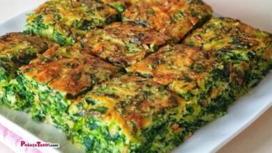 Sadece 2 Kaşık Mısır Unuyla Yufkasız Yoğurmasız Börek