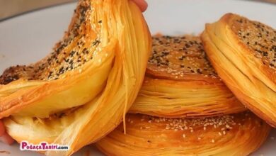 Katları Tek Tek Sayılan Pratik Çörek Tarifi