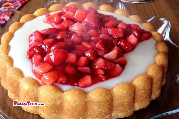 Tart Kek ile Yaptığım Çilekli Yaz Pastası