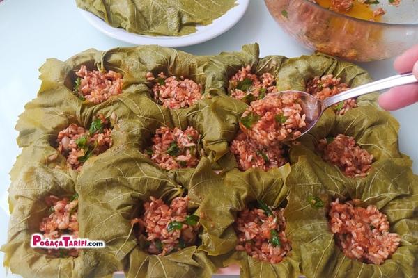 10 Dakikada Bir Tencere Sarma