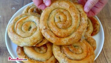 Pul Pul Dökülen Çıtır Börek Tarifi